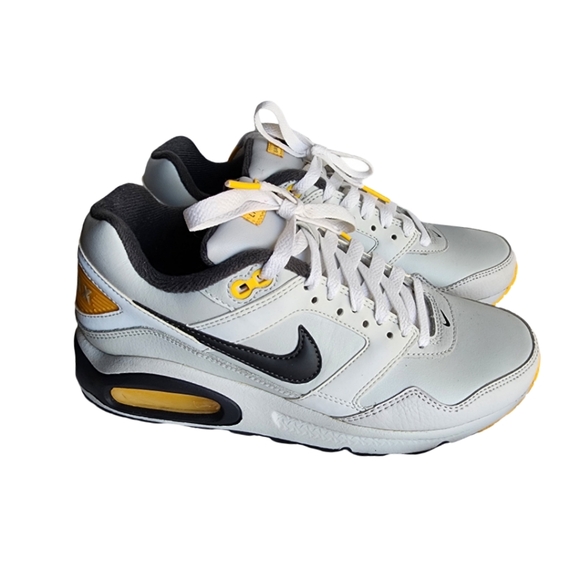 nike livestrong running shoes